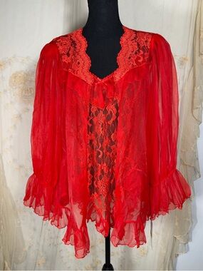 Vintage Cinema Etoile Red Lace 3pc Lingerie Set NWT Peignoir Seductive Wear L